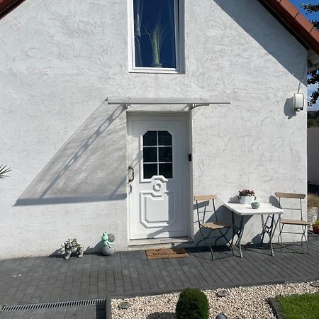 Kleine Gemuetliche Einliegerwohnung Mit Garten Und Pool Nordstemmen Zewnętrze zdjęcie