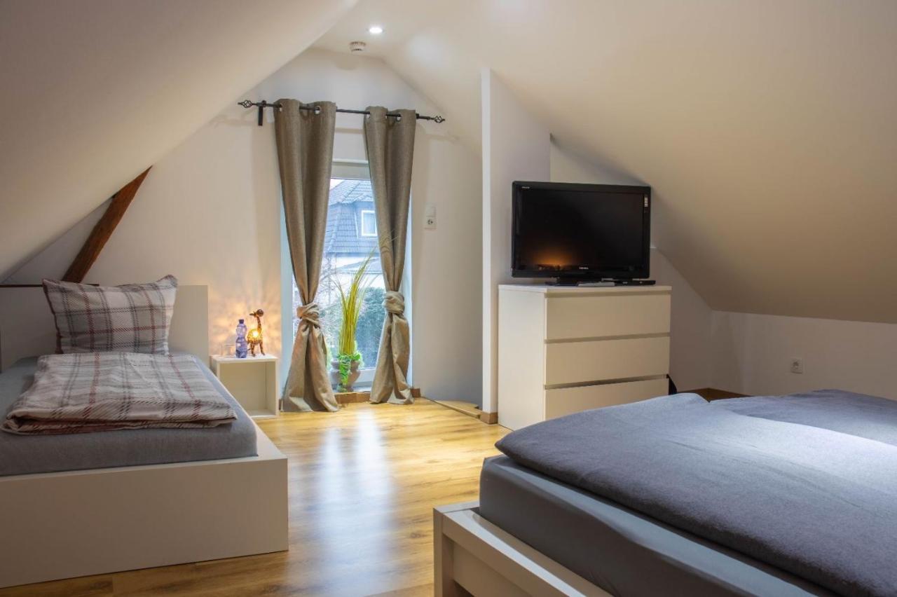 Kleine Gemuetliche Einliegerwohnung Mit Garten Und Pool Nordstemmen Zewnętrze zdjęcie